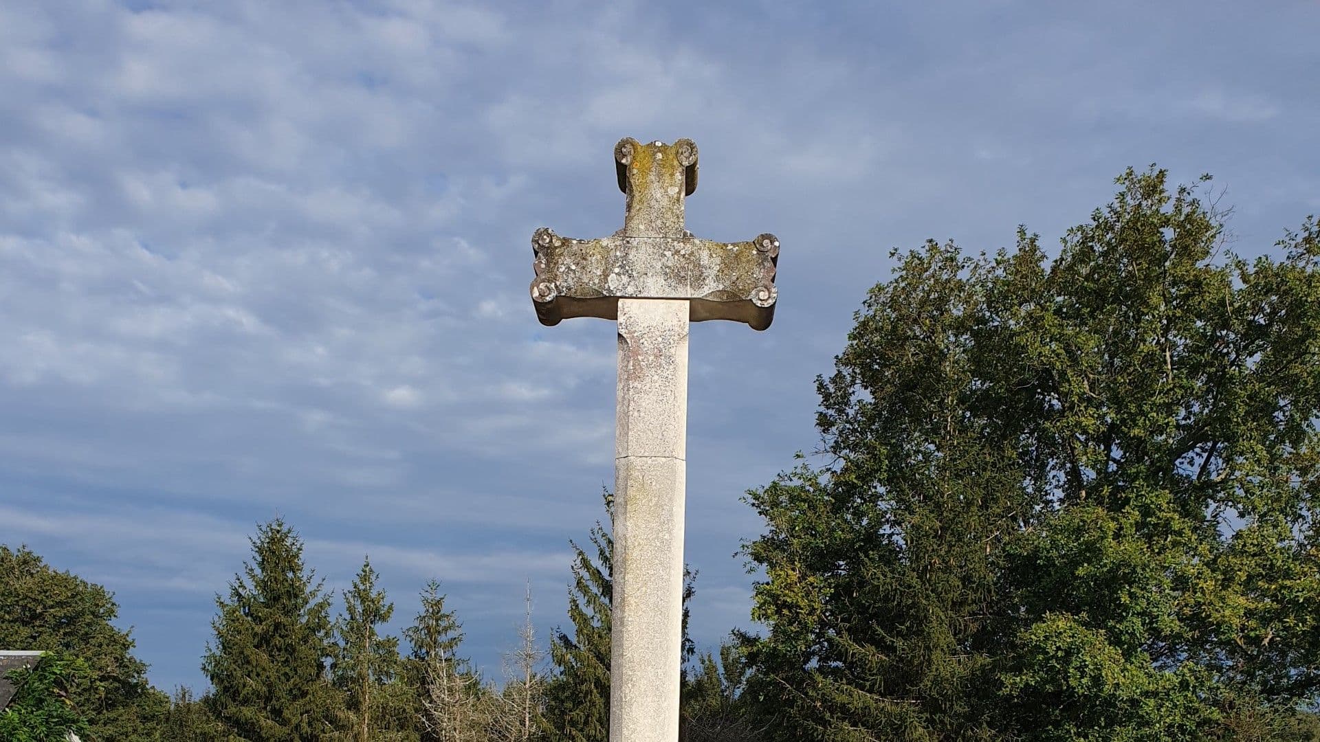 Croix de Saint-Martin-d'Heuille